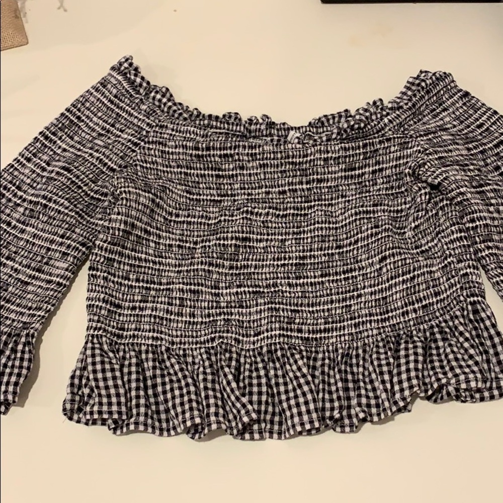 cute black and white checkered top